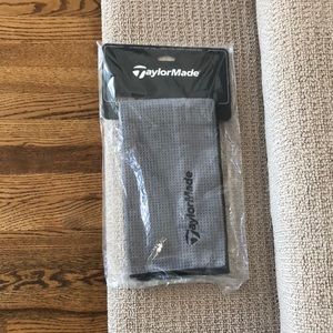 TaylorMade microfiber golf towel